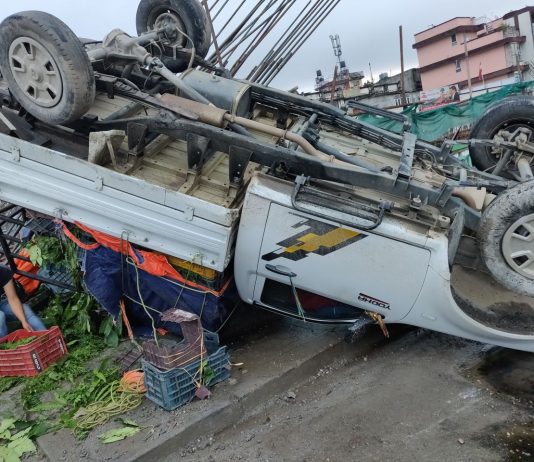 एका बिहानै बानेश्वरमा टाटा मोबाइल उत्तानो परेपछि..