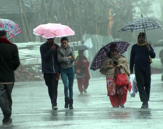 बर्षायाममा लाग्नसक्छ यी रोग, यस्तो छ घरेलु उपचार