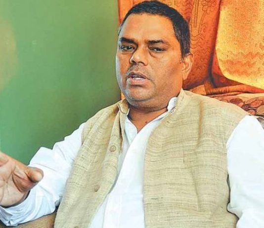 स्वास्थ्यमन्त्री उपेन्द्र यादव चेतावनी : सम्झौता कार्यान्वयन नभए सरकार छाड्छौं