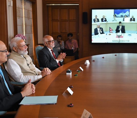 मोदीले लेखे नेपालीमा तीन ट्विट, के के भने ओलीलाई ?