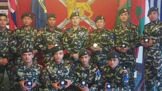 ३४ देशका सेनालाई उछिन्दै बेलायतमा नेपाली सेनाले जित्यो स्वर्णपदक