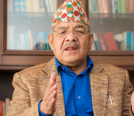 वामदेव गौतमले भोट नहाल्ने
