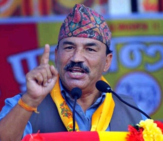 झण्डै दोब्बर मतले पछि परेका कमल थापाले मतगणना नसकिंदै स्विकारे हार