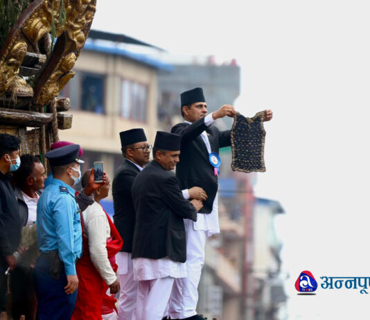 ललितपुरको जावलाखेलमा देखाइयो भोटो जात्रा (फोटो फिचर)