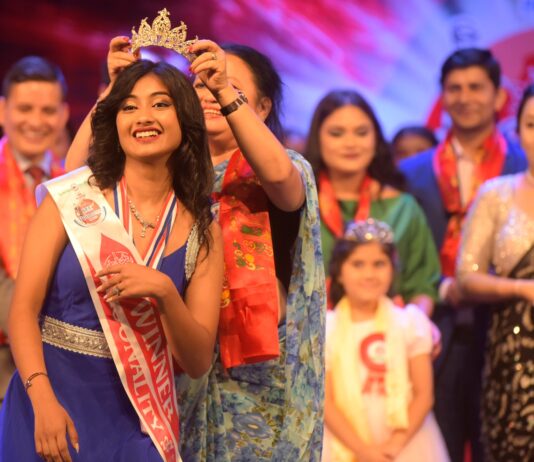 नामी कलेज एसईई प्रिन्सेज २०२२ को ताज अर्यानी रावललाई (फोटोफिचर)