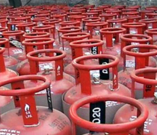ग्यासको मूल्य प्रतिसिलिन्डर २४ सय रुपैयाँ !