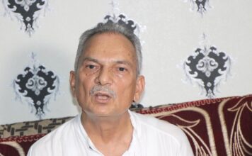 काठमाडौं र दिल्ली दुवैतिरका ‘गड्याङगुडुङ’ प्रिय छैनन् : बाबुराम भट्टराई