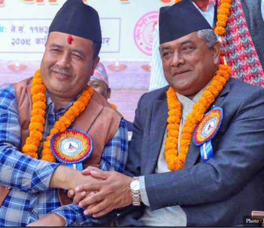 भक्तपुर- २मा कांग्रेसका दुर्लभ अघि बढ्दै, पछ्याउँदै एमालेका महेश