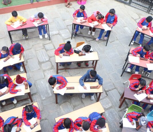 हनी बी स्कुलमा अवाकस प्रतियोगितासंगै अभिभावक अभिमूखीकरण तालिम
