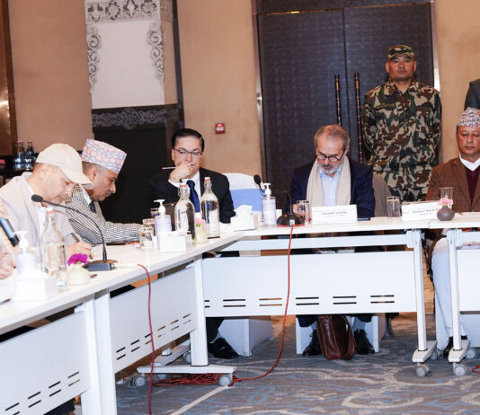 दातृ निकायलाई ऊर्जामन्त्री खड्काको आग्रह: जलविद्युत् क्षेत्रमा लगानी गर्नुस्