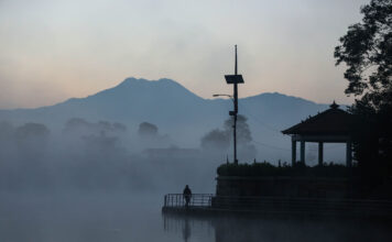 काठमाडौंको टौदहको बिहानीपख मनमोहक दृश्य (तस्वीरहरू)
