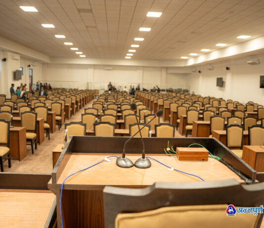 नयाँ सांसदहरूको लागि यस्तो बन्यो अस्थायी बैठक कक्ष (तस्वीरहरू)