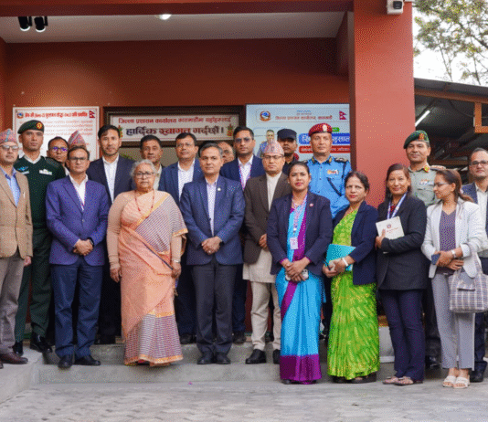 काठमाडौं जिल्ला प्रशासनमा ‘पीएएस’ प्रणाली सञ्चालन, प्रधानमन्त्री कार्कीबाट निरीक्षण (तस्विरहरू)