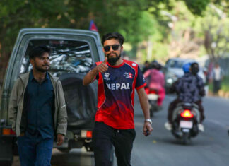 नेपाल र यूएईबीचको खेल हेर्न त्रिवि पुगेका समर्थक (तस्वीरहरू)