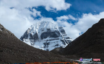 कैलाशलाई नजिकबाट नियाल्दा (तस्वीरहरू)