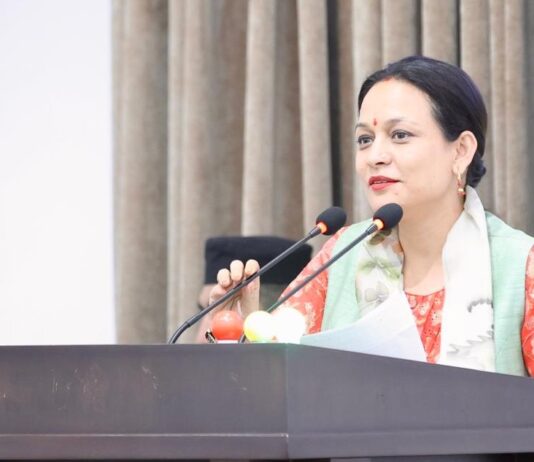 भूगोलको अध्ययन नगरी पूर्वाधार निर्माण गरिँदा राज्यको ठूलो लगानी जोखिममा : सांसद नितिमा कार्की