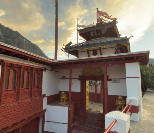 डोल्पाको प्रसिद्ध बाला त्रिपुरासुन्दरी मन्दिर (तस्वीरहरू)